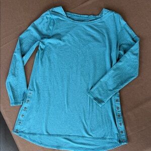 Soft Surroundings Long Sleeve T-Medium